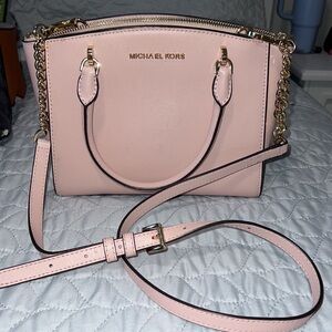 michael kors bag!